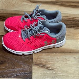 Under Armour pink Shoes